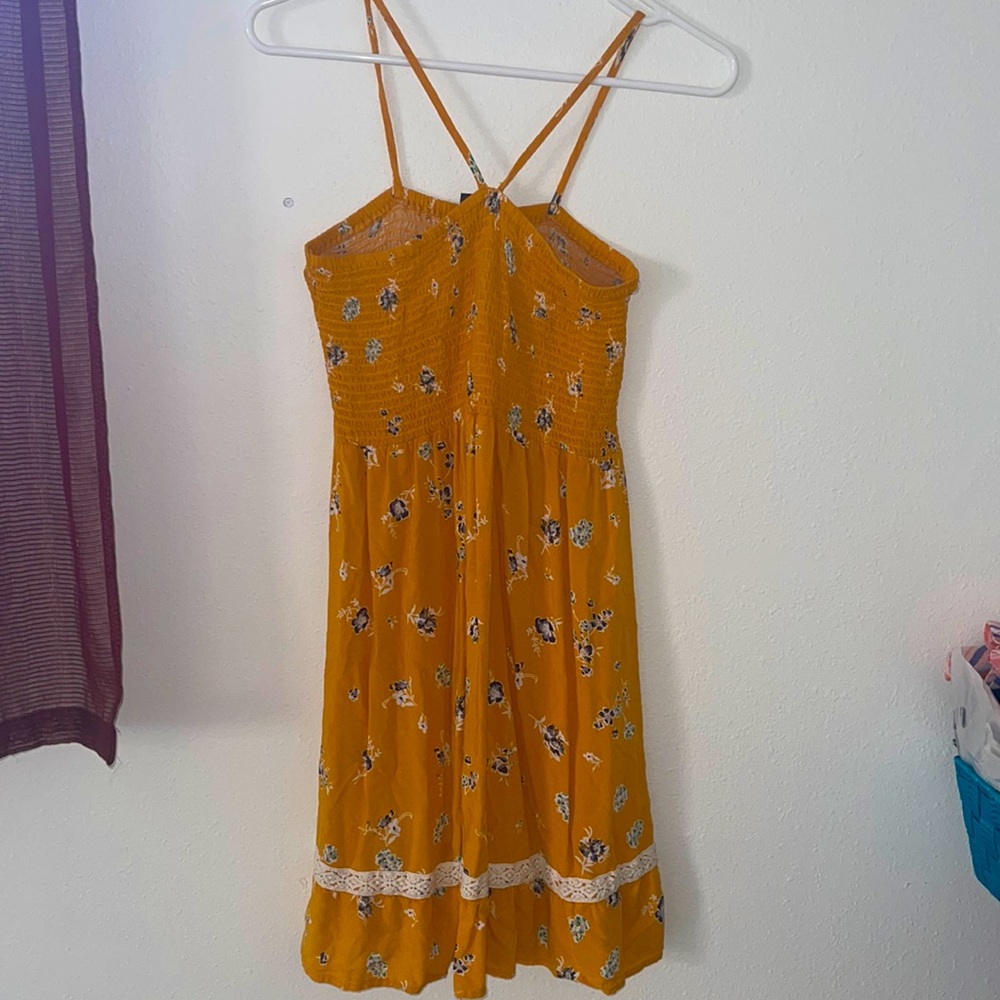 Girls spaghetti strap dress yellow floral art class size XL(14-16)